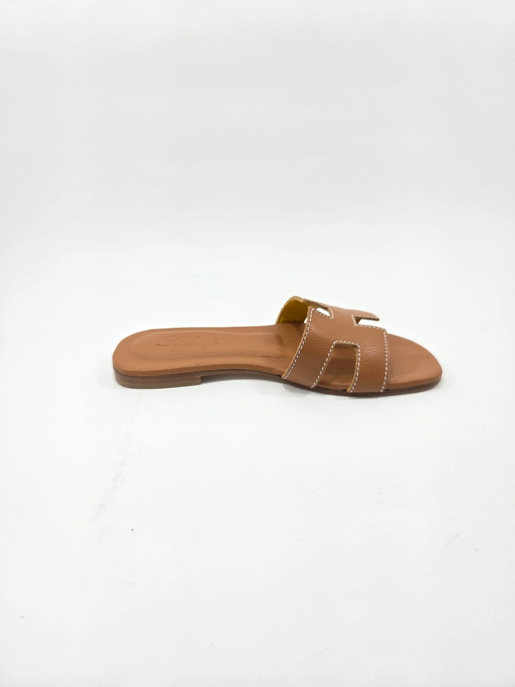 Sandali Bassi Donna Interamente in Vera Pelle Marrone Leone con Suola in Cuoio Naturale.